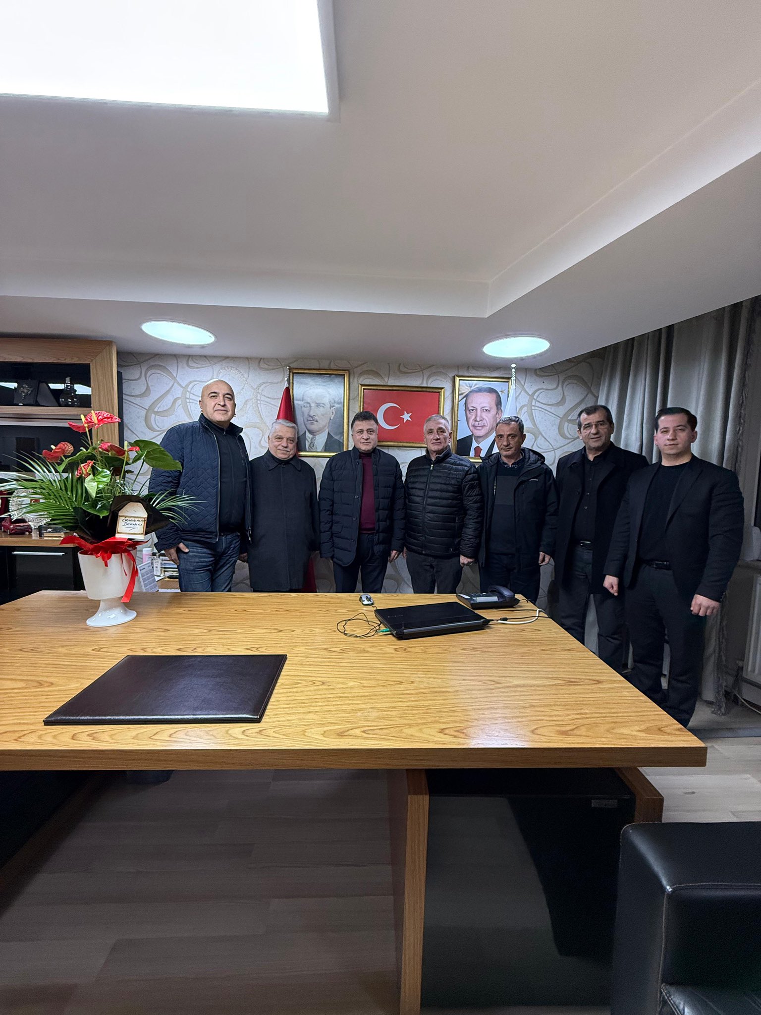 Bayrampaşa Maçkalılar Örnekalan Köyü Derneği’nden İlçe Başkanlığımıza Ziyaret