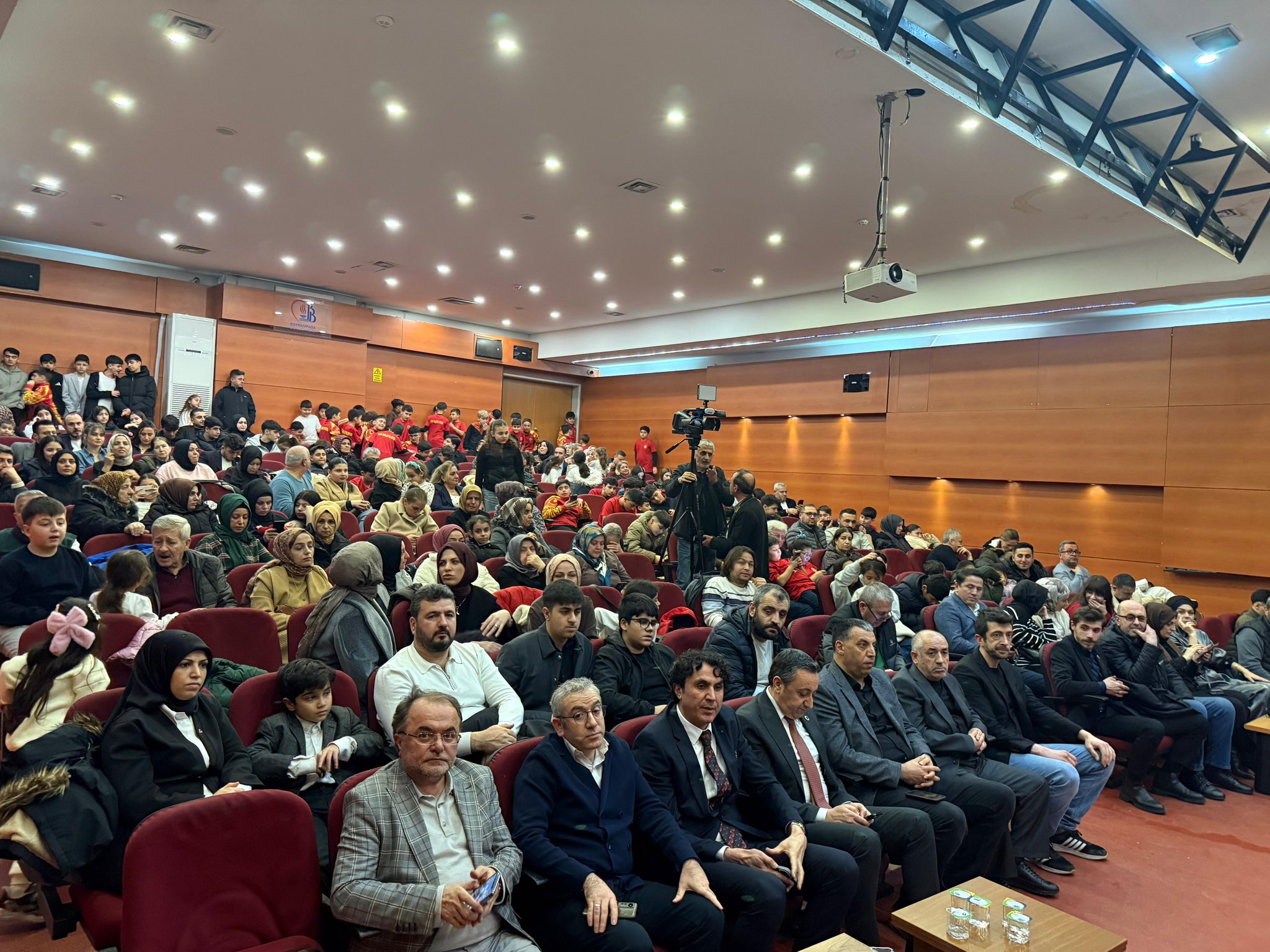 Yeni Malatyaspor Futbol Akademisi’nin 8. Ödül Gecesinde Gençlerimizin Yanındaydık