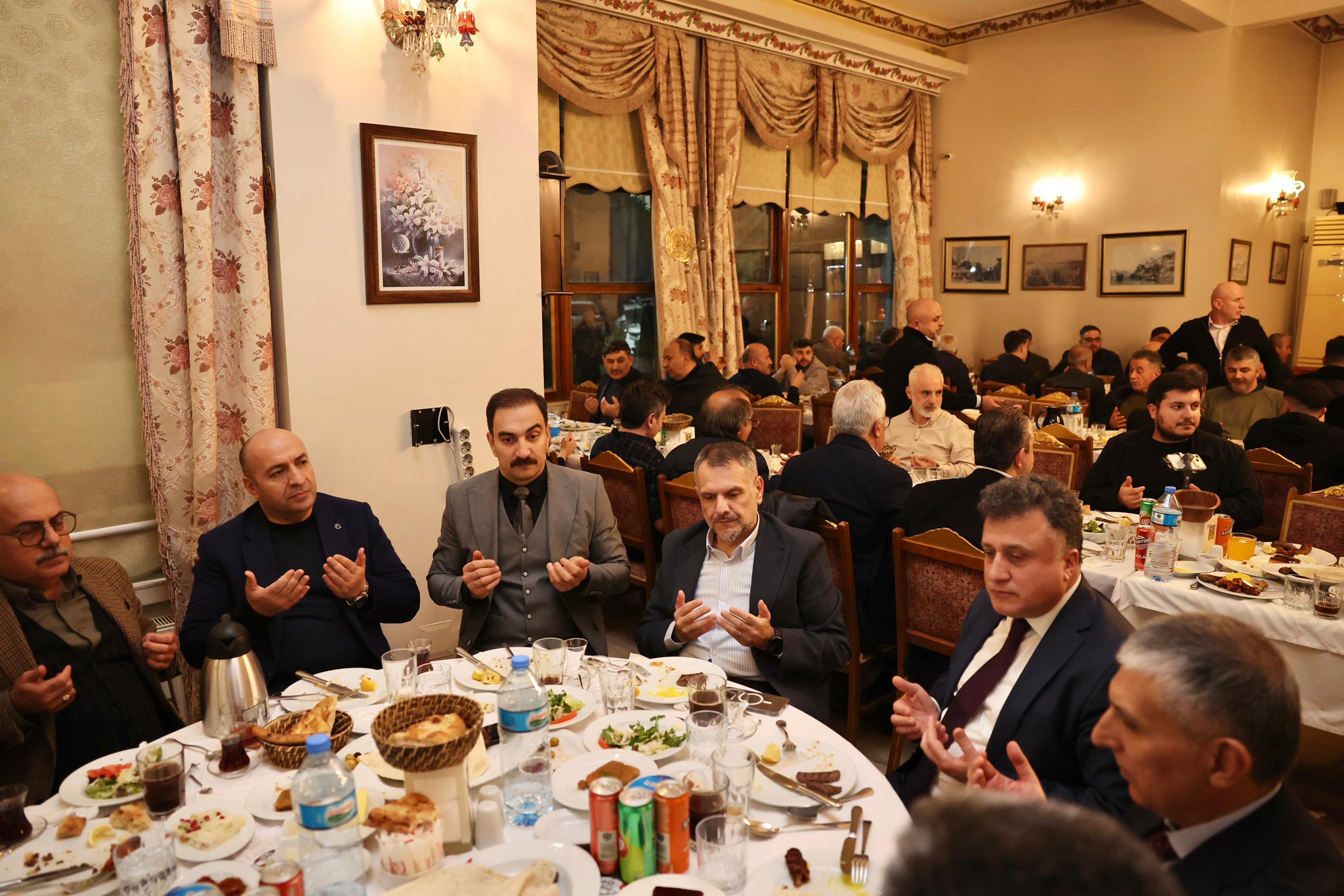 Dayanlar Ailesi’nin İftarında Birlik ve Vefa