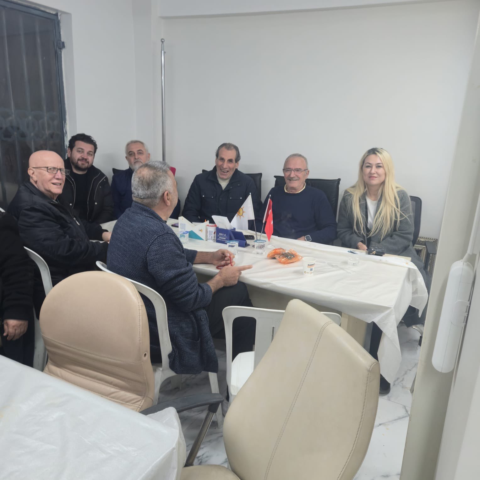 Terazidere Mahallesi Teşkilatı İftar Programında Bir Araya Geldi