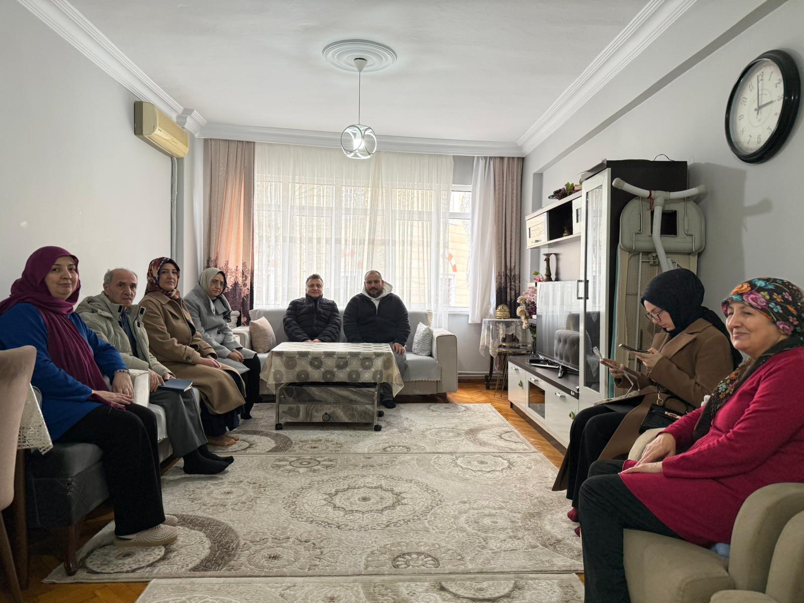 Muratpaşa’da Ramazan Bereketi Hane Ziyaretleriyle Paylaşıldı