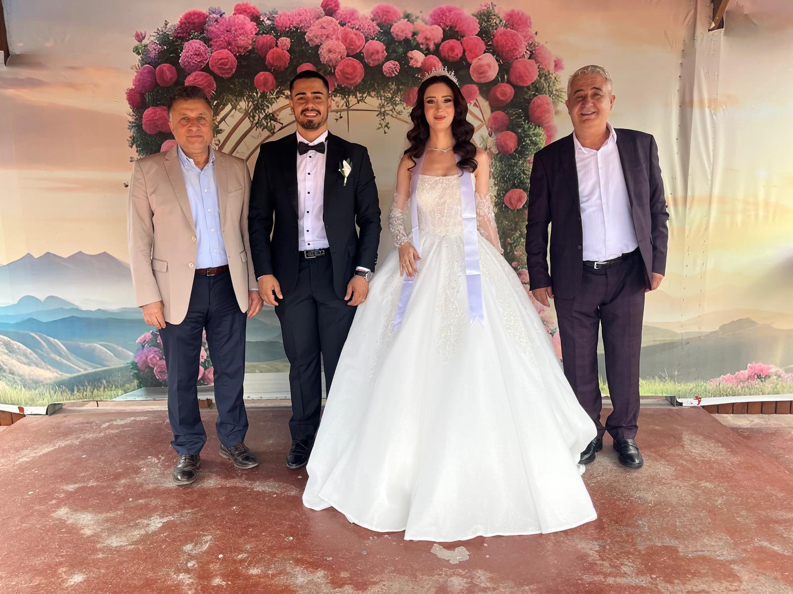 Zeynep & Mehmet Yüşa çiftinin nikah merasimi..