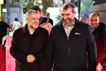 Güngören Belediyemizin düzenlediği Merter Giyim Festivali’nde Başkanımız Sayın  @Bunyamindemirdr  ile birlikteydik.