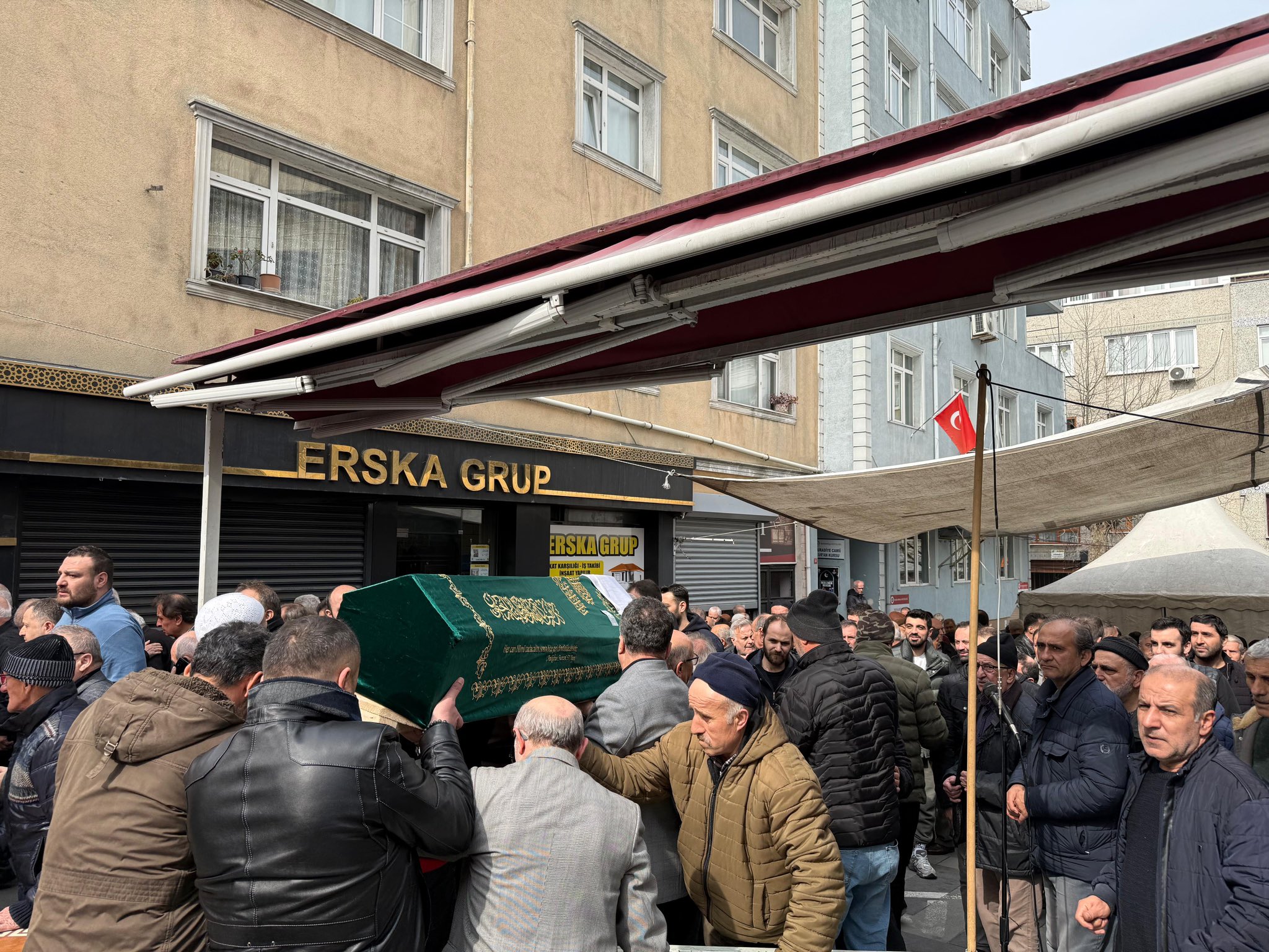 Muratpaşa Mahallesi’nde Son Yolculuğa Uğurlama
