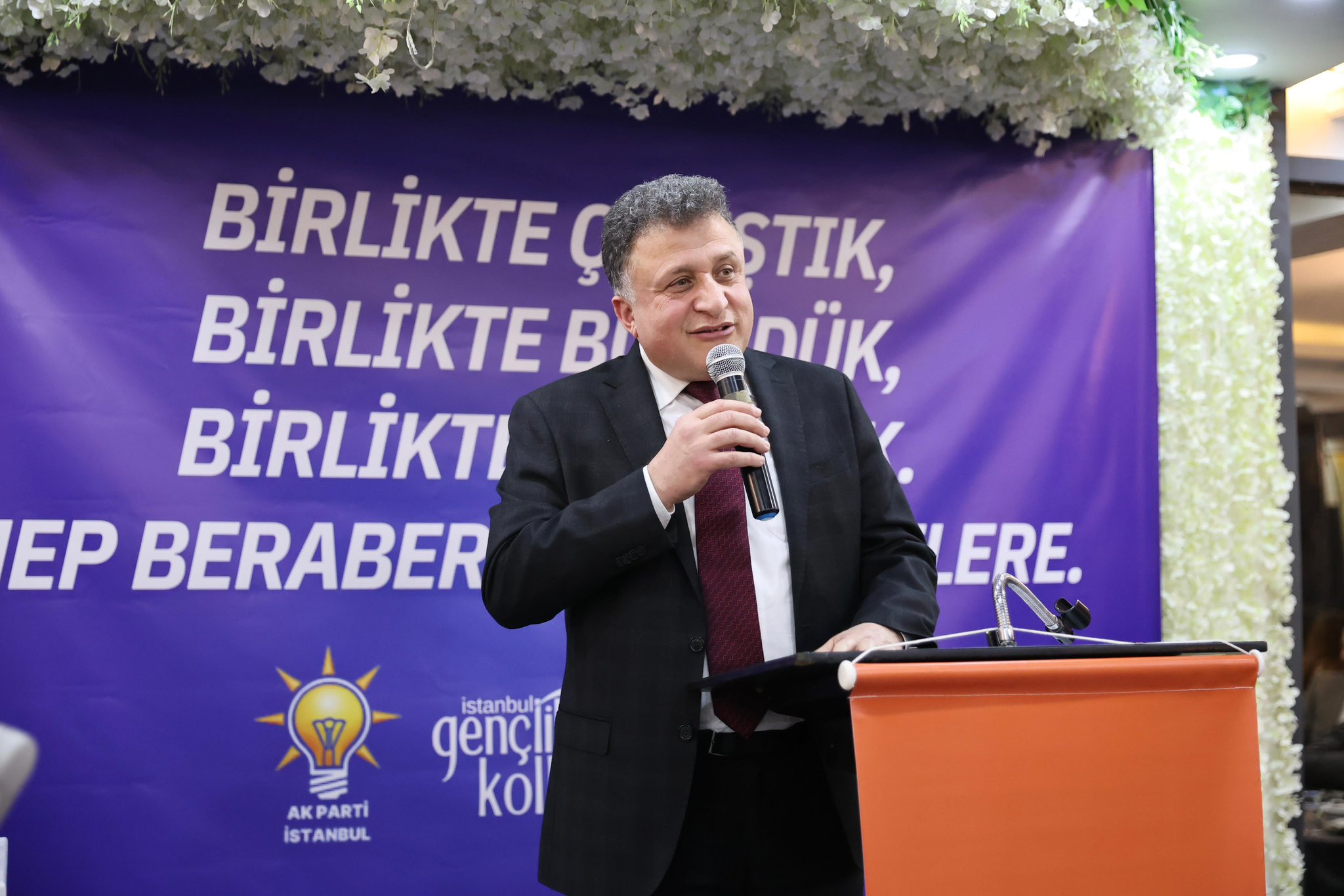 Bayrampaşa’da Gençlik Kolları Yönetiminin 1. Yılında Sahur Buluşması