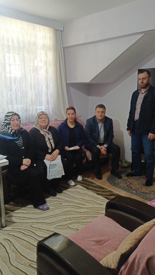 Cuma’nın bereketiyle bugün Yıldırım Mahallemizde komşularımıza misafir olduk.