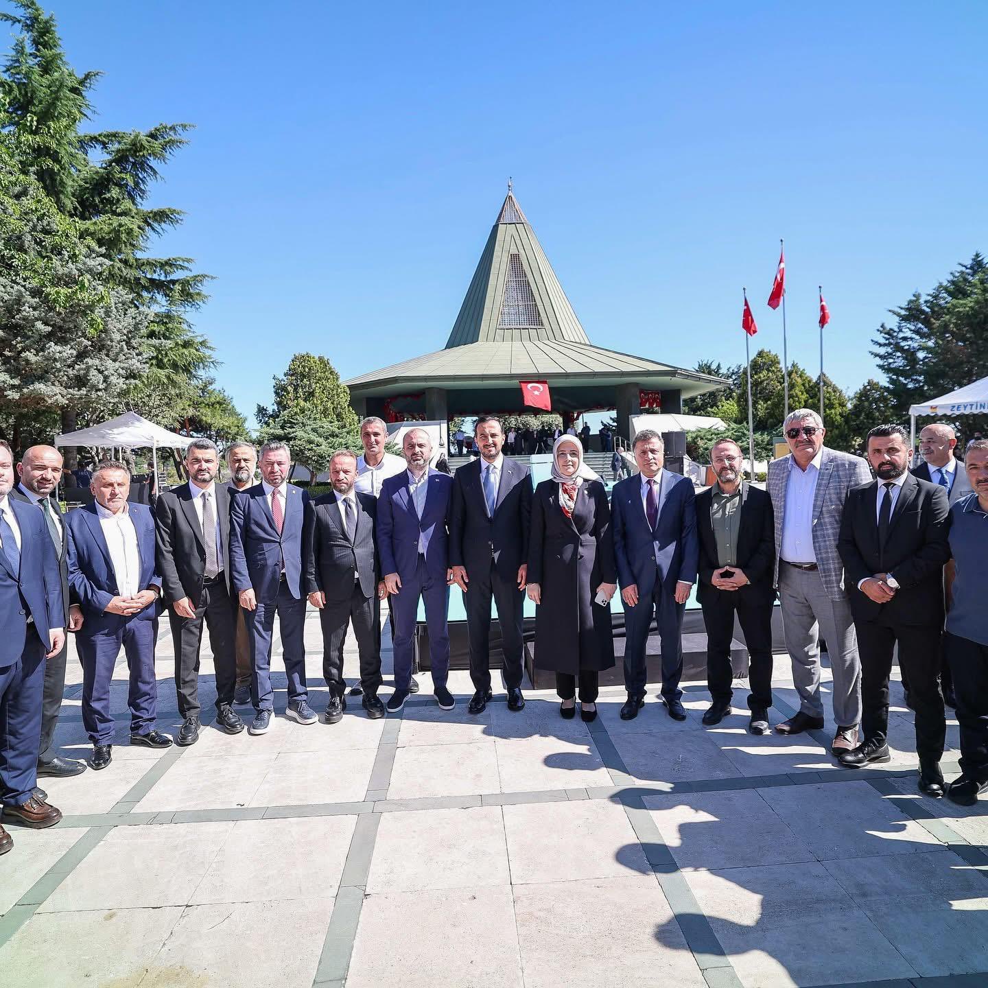 Demokrasi şehitlrtimizi andık.