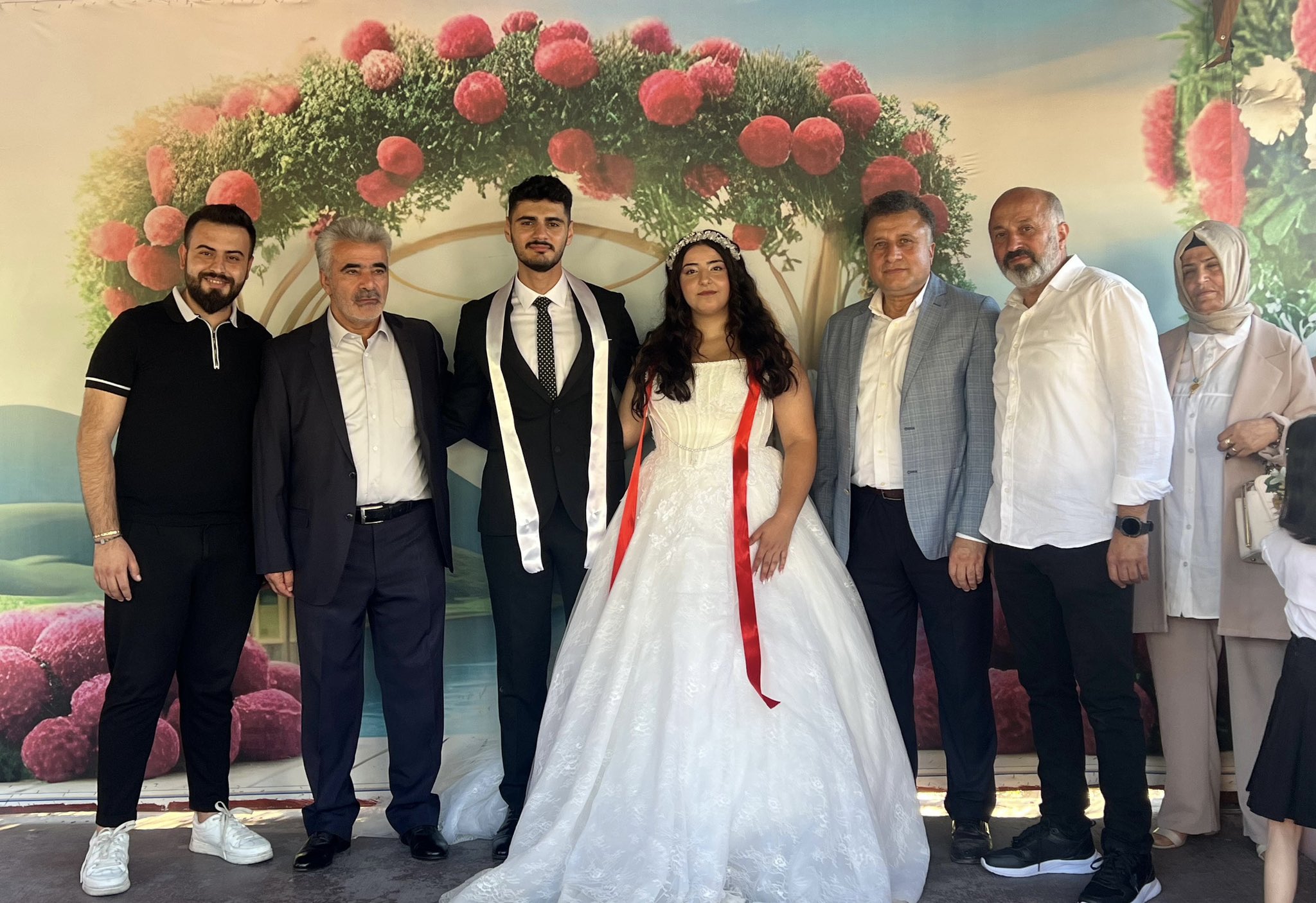 Zeynep Fahriye & Erkan çiftinin nikah merasimine  iştirak ettik.