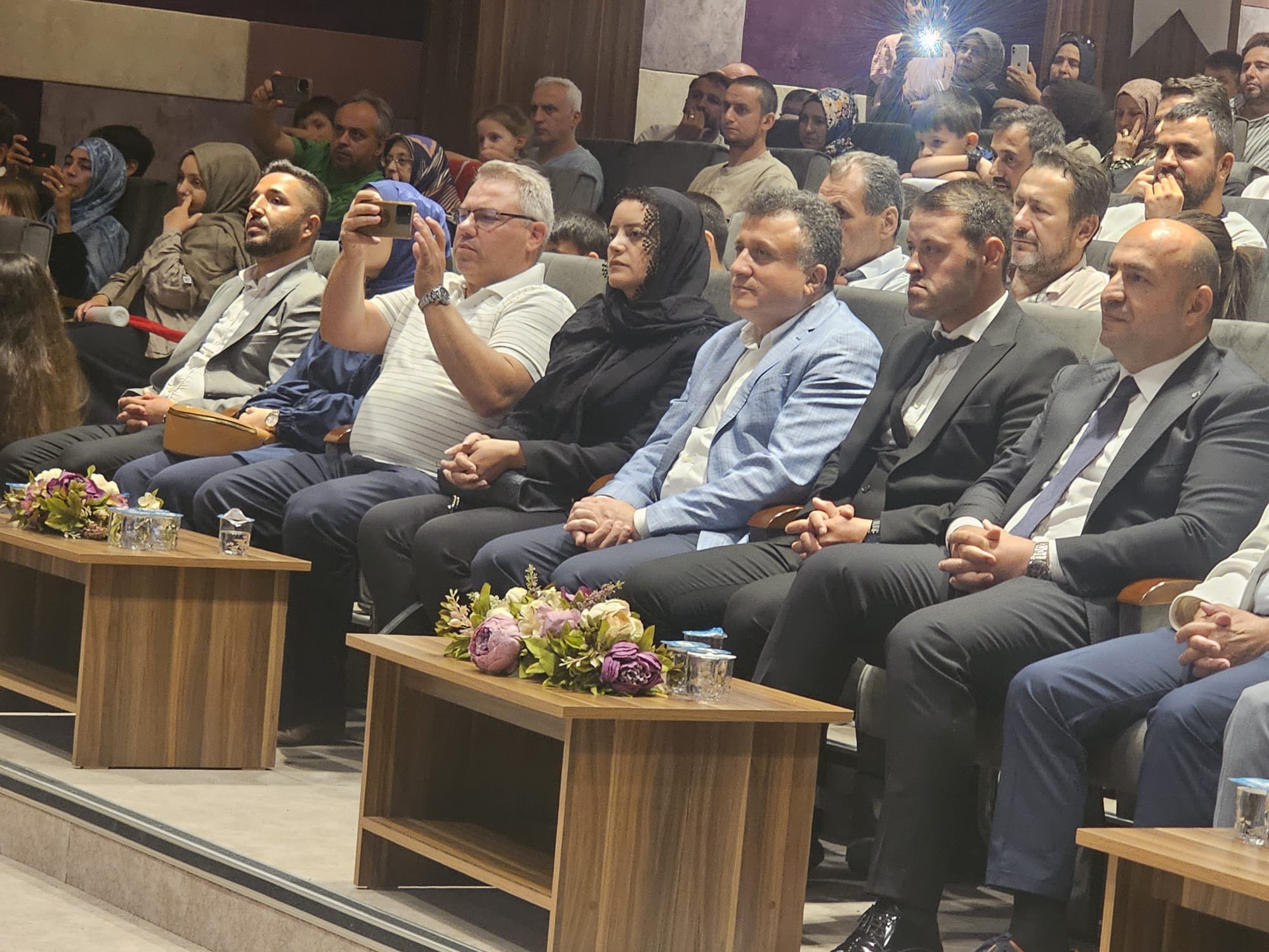 Türkiye Gençlik Vakfı Bayrampaşa İlçe Temsilciliği’nin Yaz Okulu kapanış programındaydık.