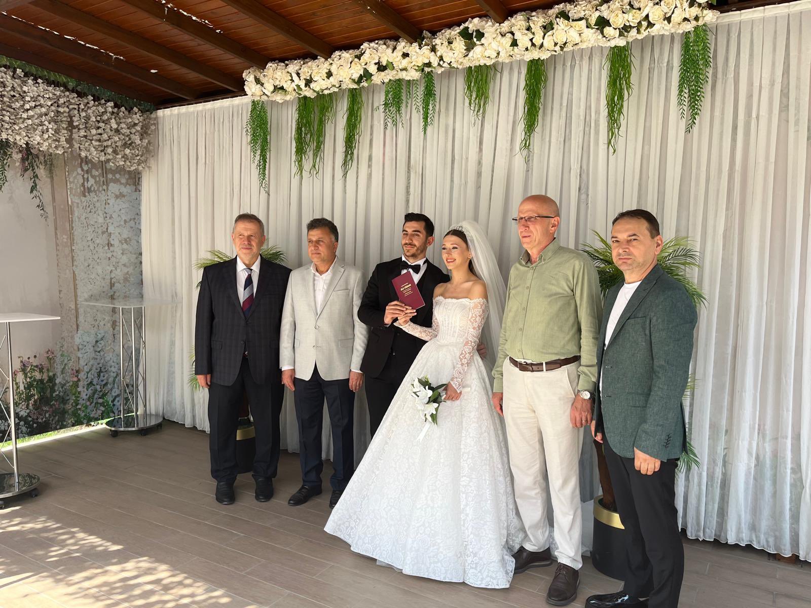 Fatma Karabul’un kıymetli oğlu Furkan kardeşimizin nikah törenindeydik.