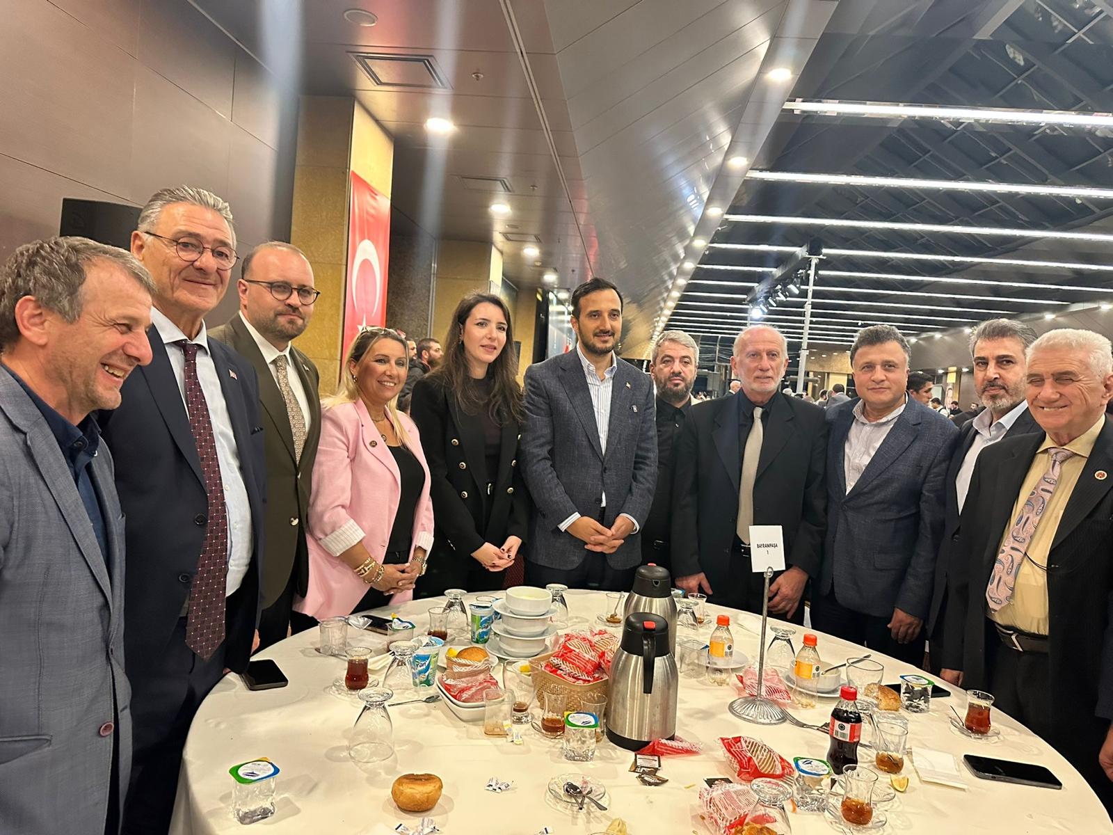 AK Parti İstanbul İl Başkanlığı'ndan Muhtarlar Günü’ne özel buluşma...