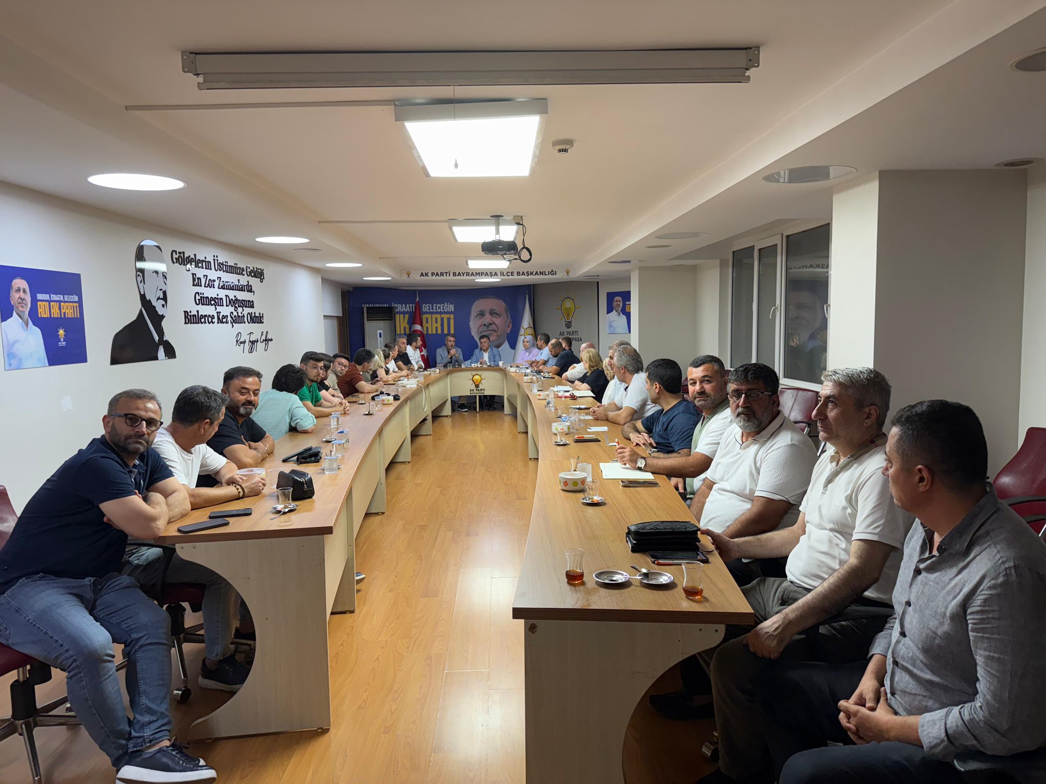 İl Sorumlumuz Osman Cengiz’in katılımıyla İlçe Yönetim Kurulu toplantımızı gerçekleştirdik.