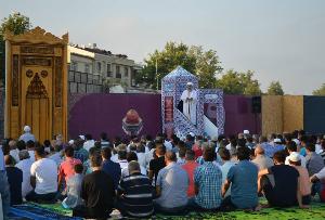 Bayrampaşalılar, Bayram Namazı'nı Namazgah'ta Kıldı