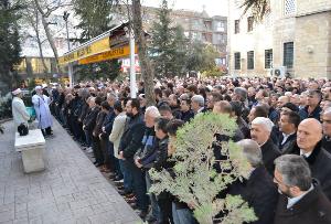 Adnan Öztürk Hak'kın rahmetine kavuştu